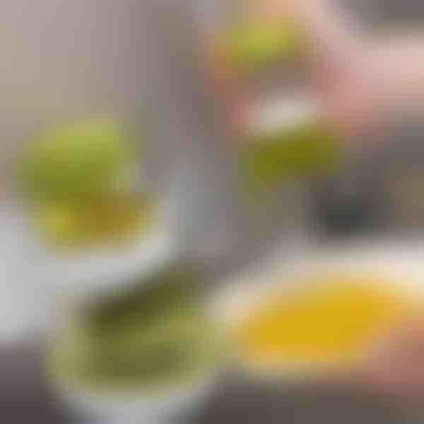 Četka za čišćenje s dozatorom i postoljem | BRUSKICA