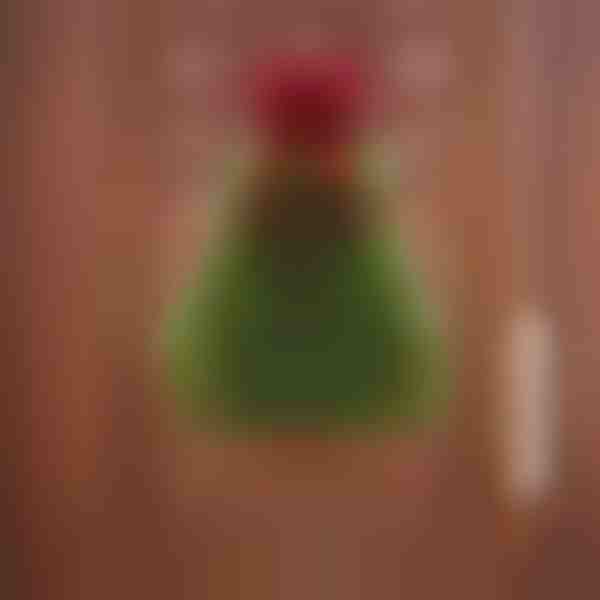 Ručno izrađena girlanda u obliku božićnog drvca | TREEWREATH